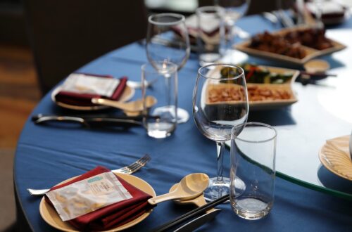 table table setting cutlery 5696243